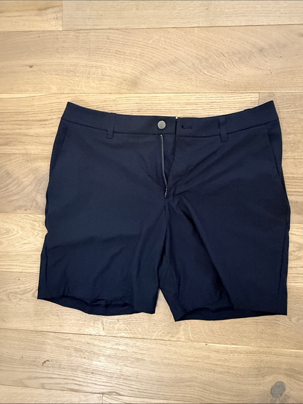 lululemon athletica Men's Dark Navy Flat-Front Performance Shorts